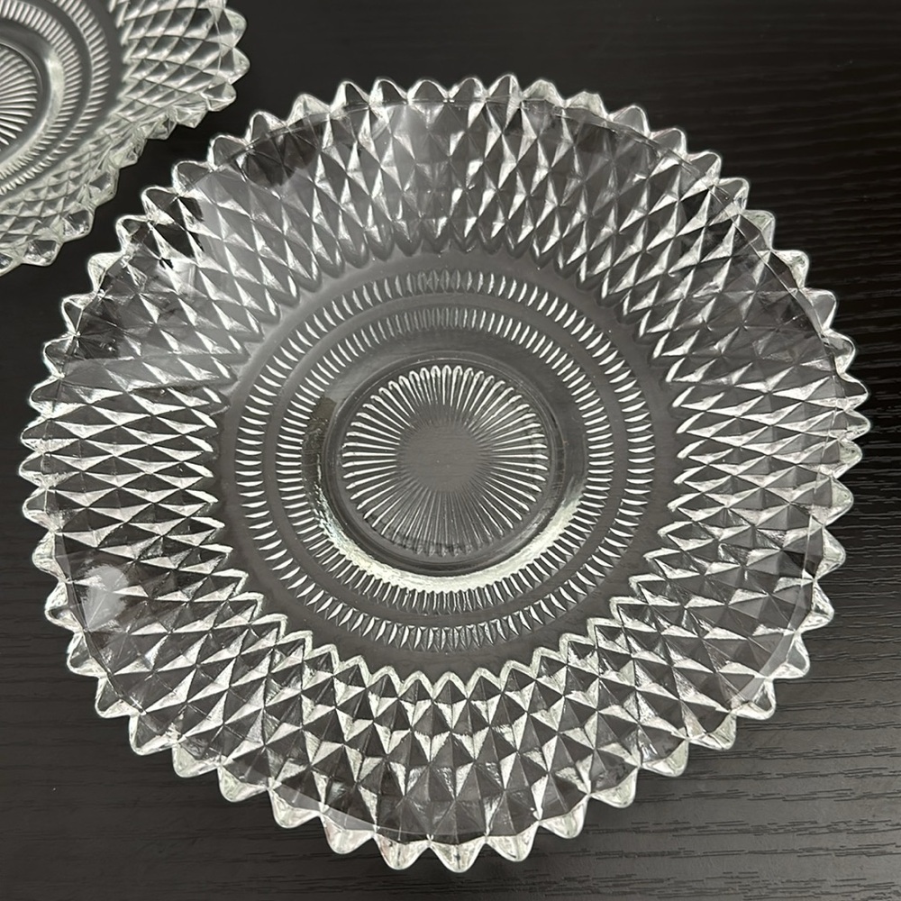 🌹 Federal Glass Traditions 2 Diamond Design Lettuce Edge Bon Bon Vintage Dishes - Picture 3 of 12